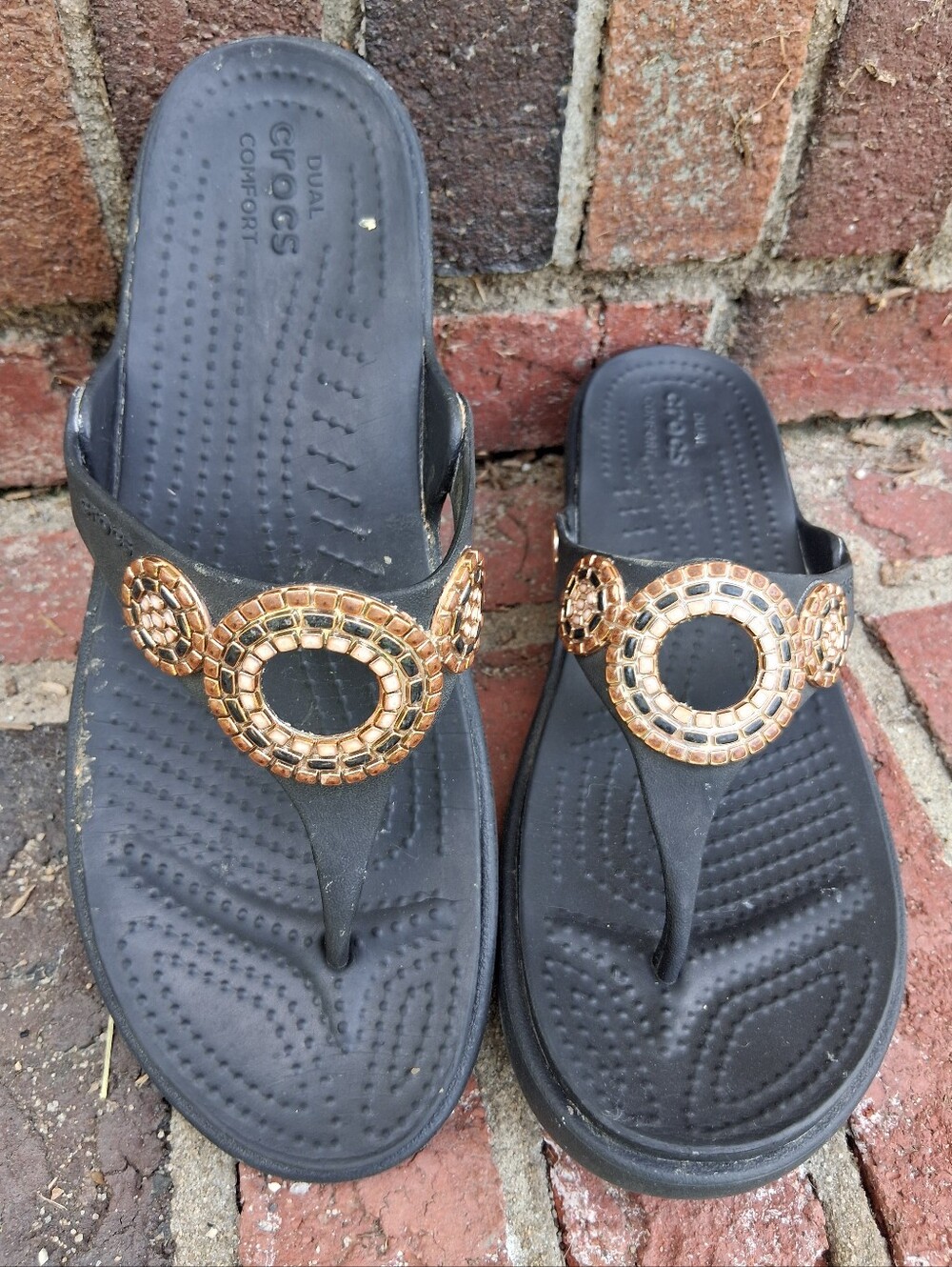 Women's Crocs Black Sandal Thong with Rose Gold Accent